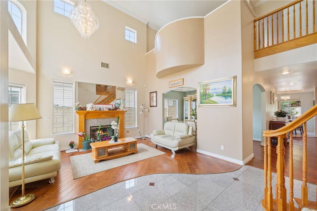 San Gabriel, CA 91775,5939 N Vista ST