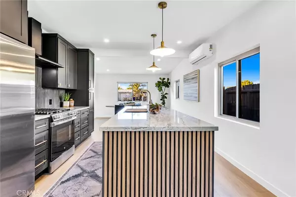 Oceanside, CA 92058,1013 Santa Anita ST