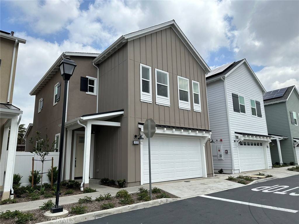 953 E Wonder Lane, Glendora, CA 91740