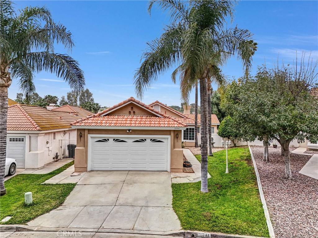 5741 El Palomino DR, Riverside, CA 92509