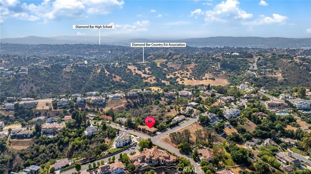 Diamond Bar, CA 91765,2591 Braided Mane DR