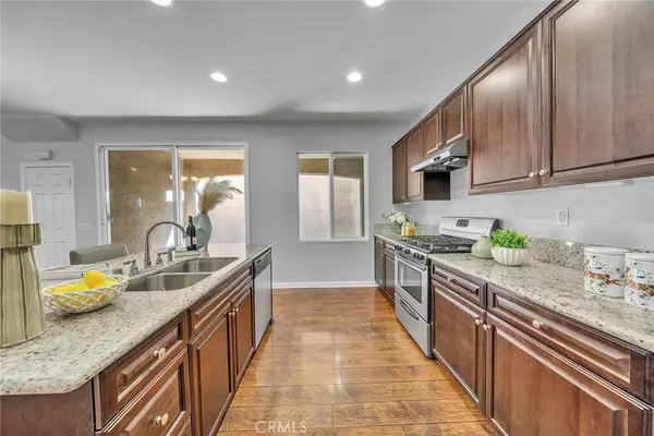 Eastvale, CA 92880,7265 Enclave DR