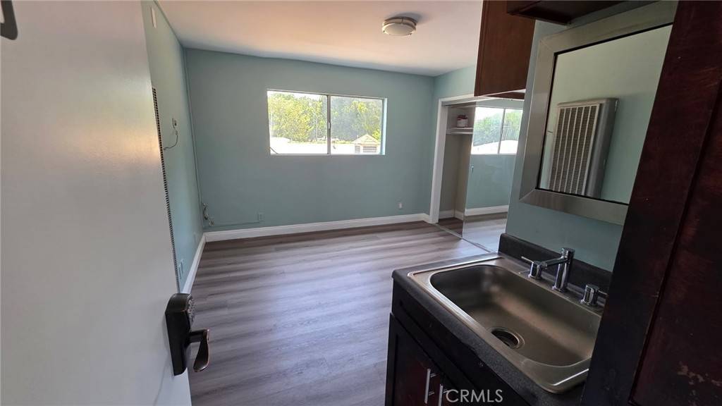 Los Angeles, CA 90066,11412 Venice BLVD #3B