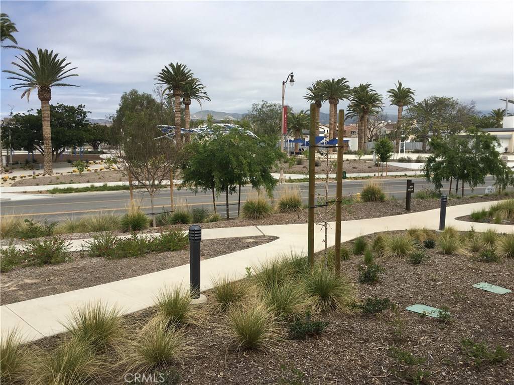Irvine, CA 92618,125 Stellar