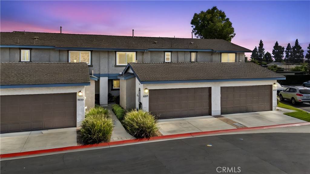 Lakewood, CA 90715,11702 Gloria CT