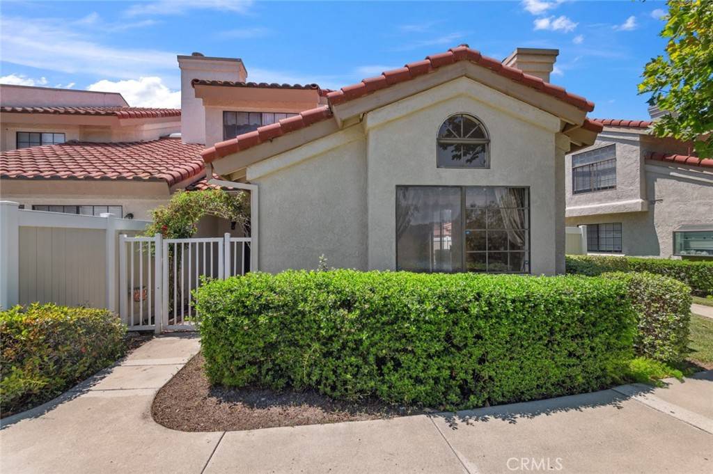 Diamond Bar, CA 91765,22928 Estoril DR #5