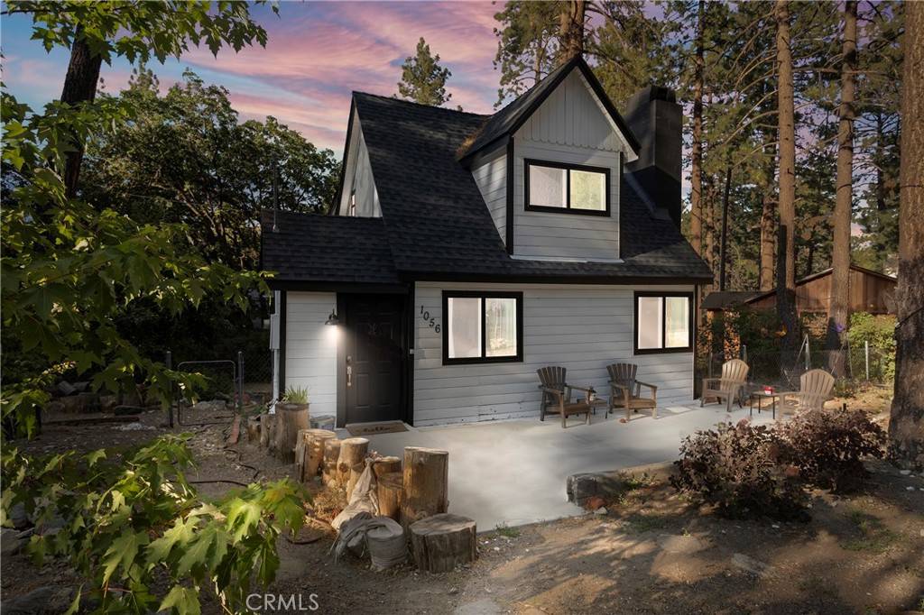 1056 Eagle RD, Wrightwood, CA 92397