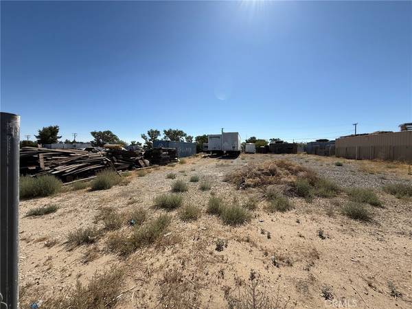 Lancaster, CA 93536,0 VAC/VIC VALLEYLINE RD/AVE L6