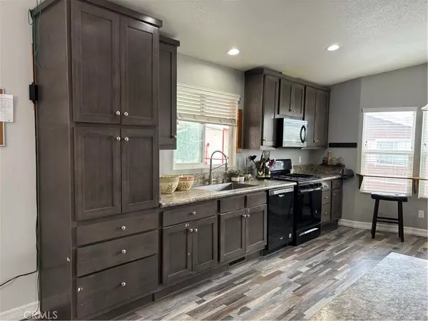 Jurupa Valley, CA 92509,6130 Camino Real ##215