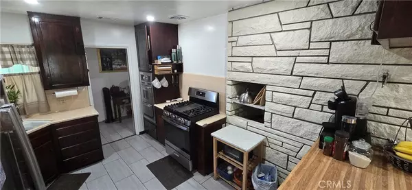 San Bernardino, CA 92404,6718 Del Rosa DR