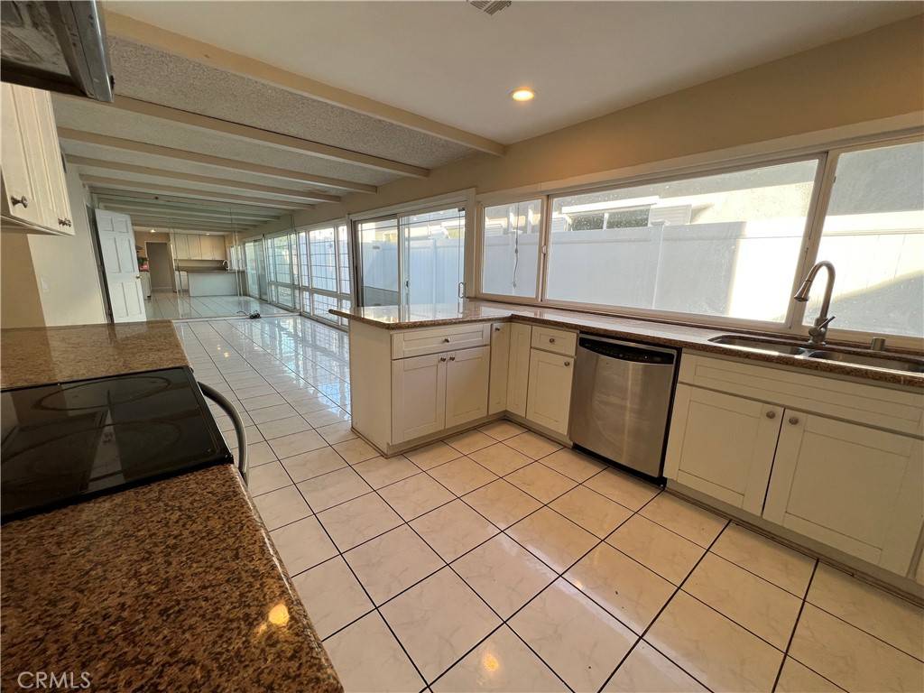Diamond Bar, CA 91765,1210 Flintlock RD