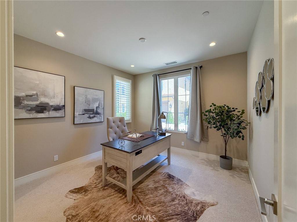 Irvine, CA 92602,142 Dolci