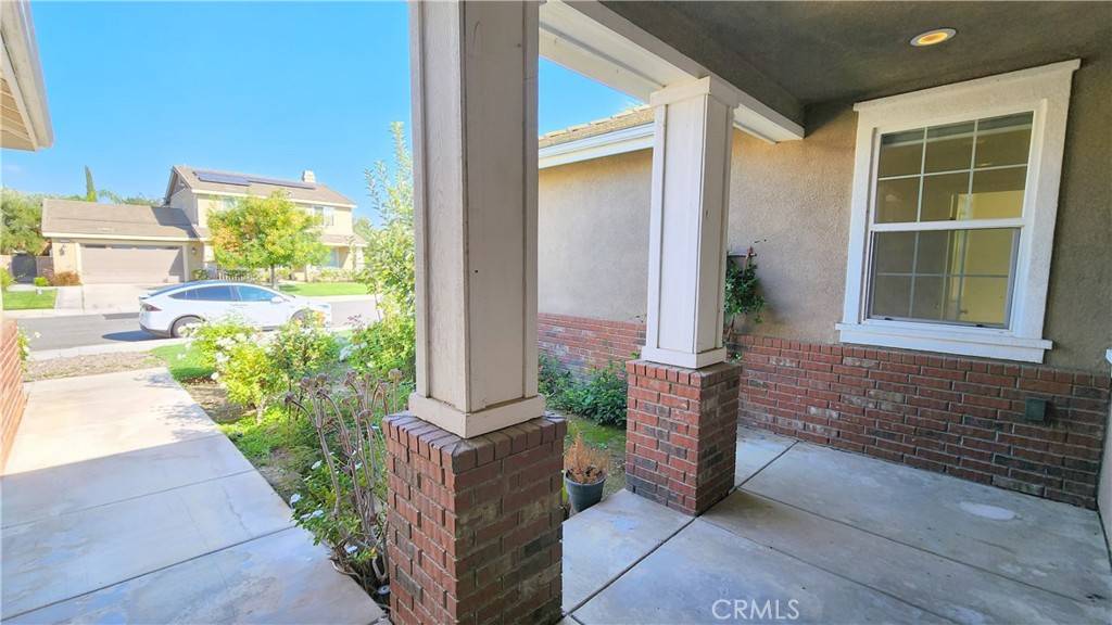 Eastvale, CA 92880,8387 Fall Creek DR