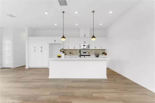 Ontario, CA 91762,4411 S Fairmount Paseo