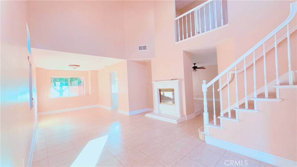 Temecula, CA 92591,40087 Cannes CT
