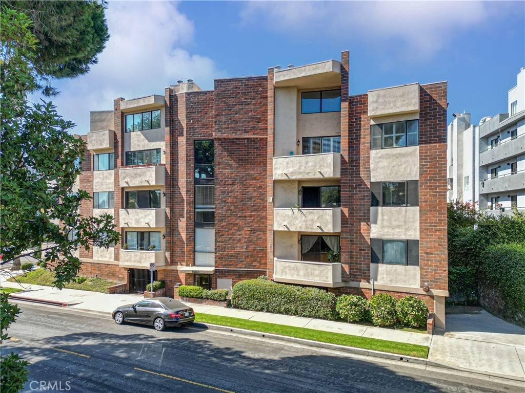 1567 Westholme AVE #4A, Los Angeles, CA 90024