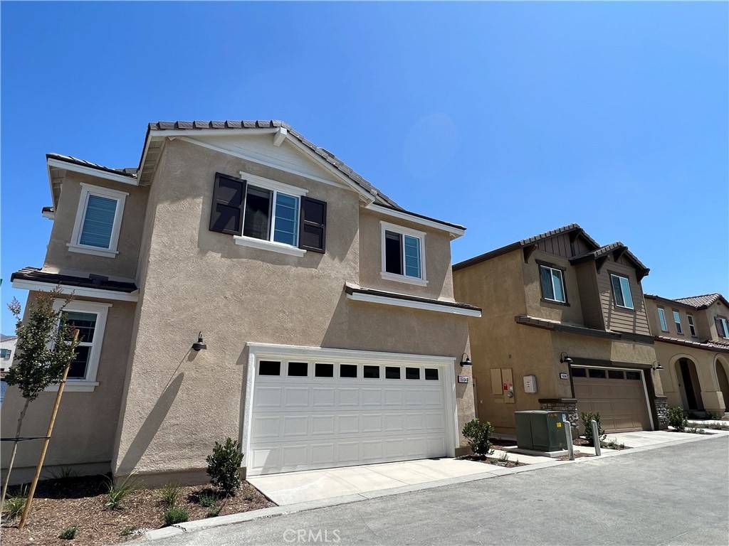 Fontana, CA 92336,16040 Olivas LN