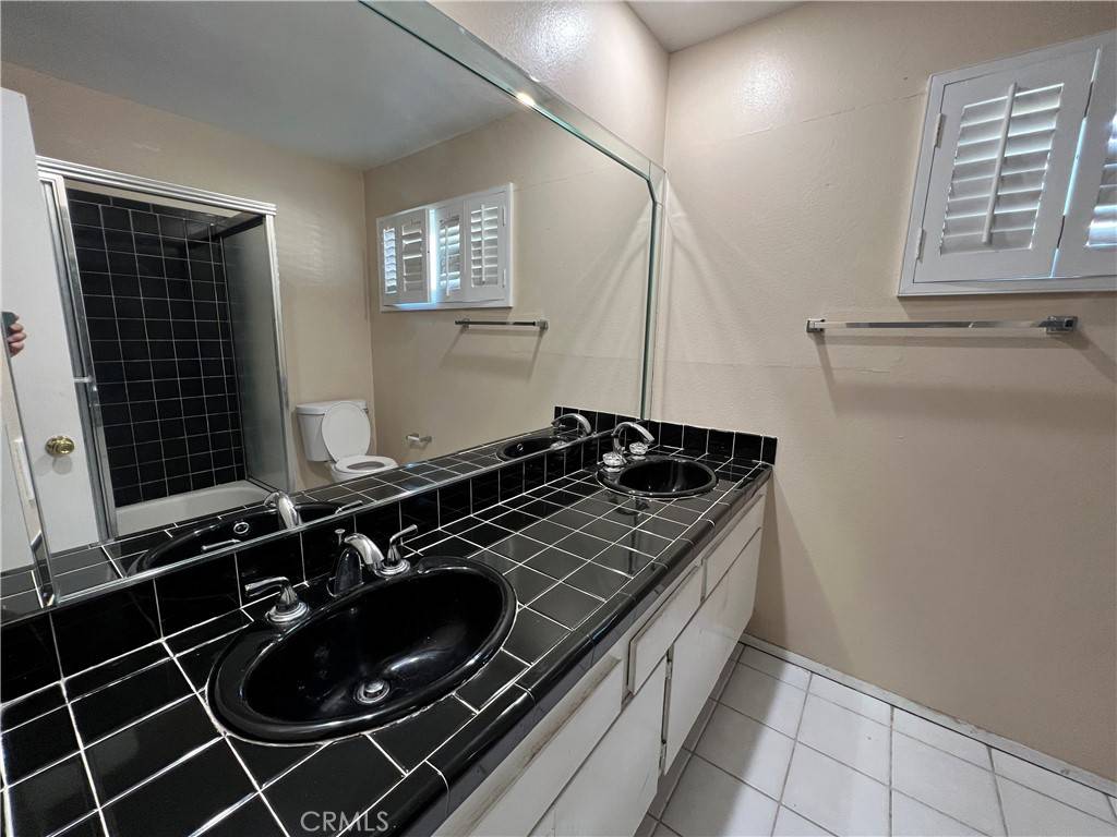 Diamond Bar, CA 91765,1210 Flintlock RD