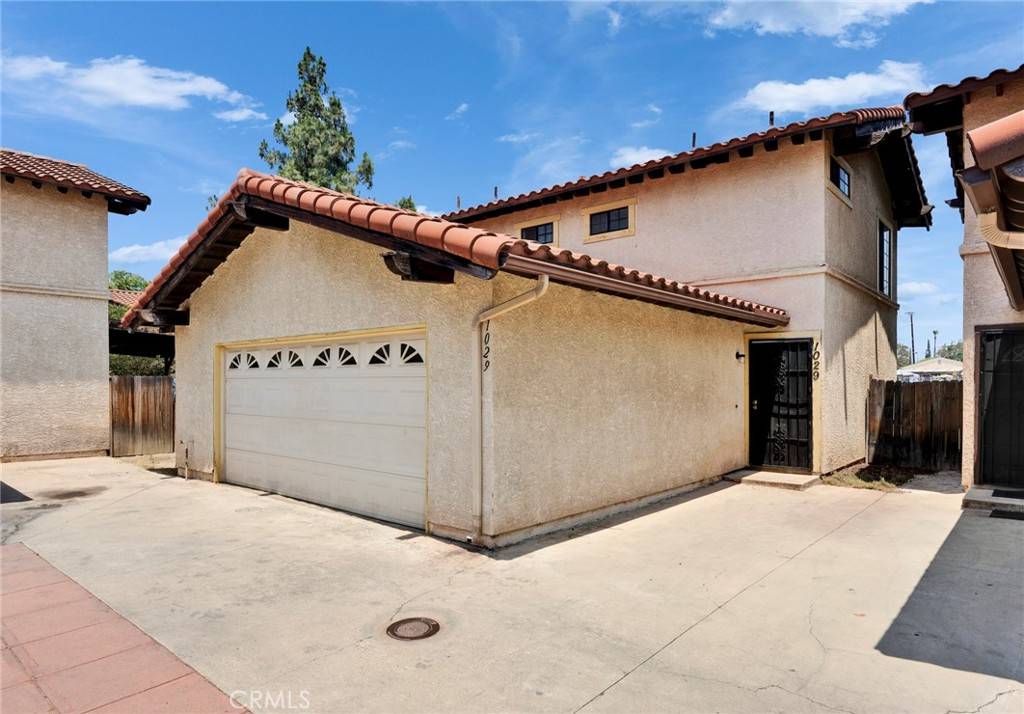 Pomona, CA 91766,1029 S Reservoir ST