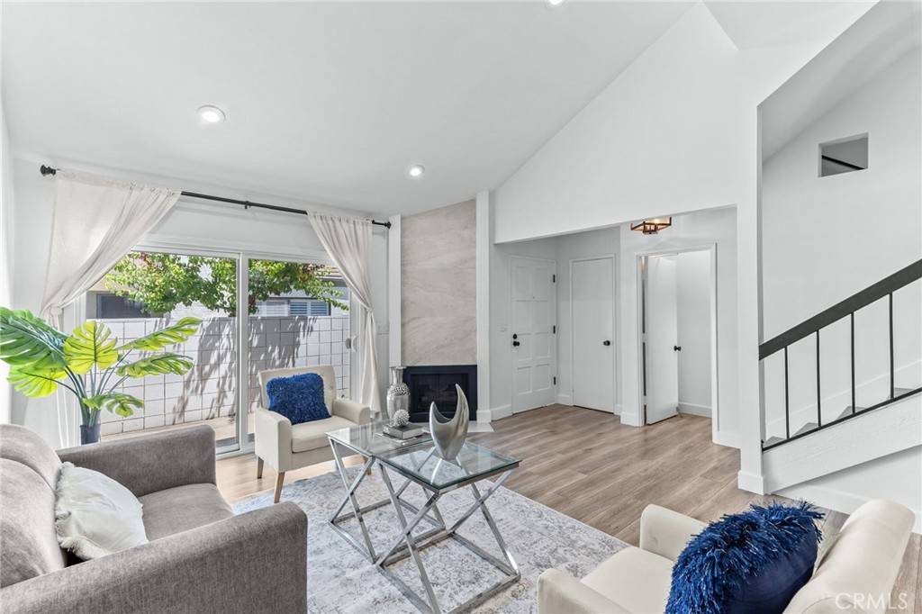 Arcadia, CA 91007,600 W Huntington DR #D