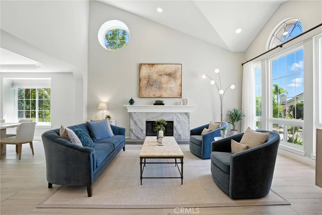 Yorba Linda, CA 92887,20455 Via Canarias
