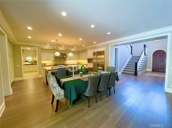 Irvine, CA 92602,33 Sunset Cv
