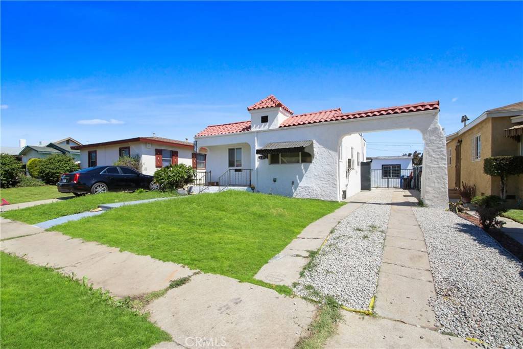 237 W 118th PL, Los Angeles, CA 90061