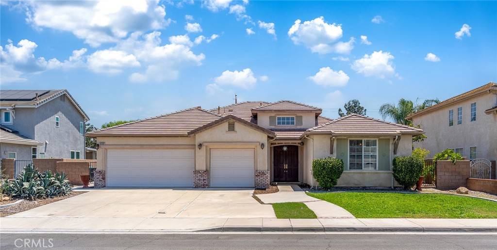 5722 Canoe DR, Eastvale, CA 92880