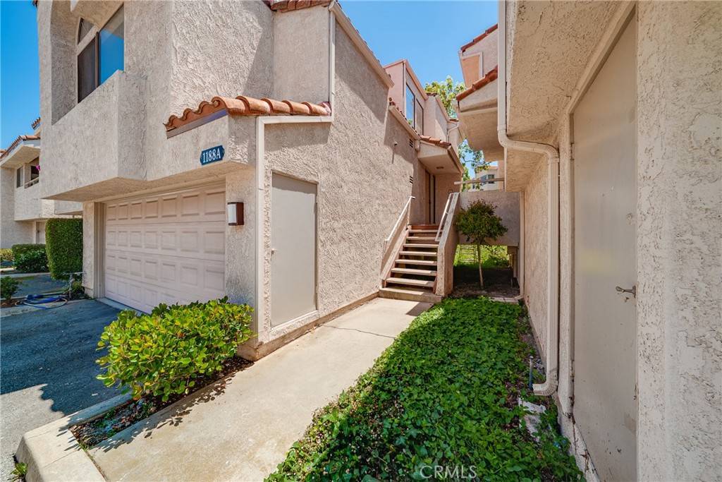Rosemead, CA 91770,1188 Walnut Grove AVE #A