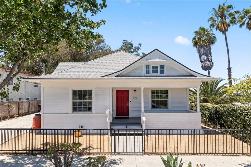 976 N Loma Vista DR, Long Beach, CA 90813