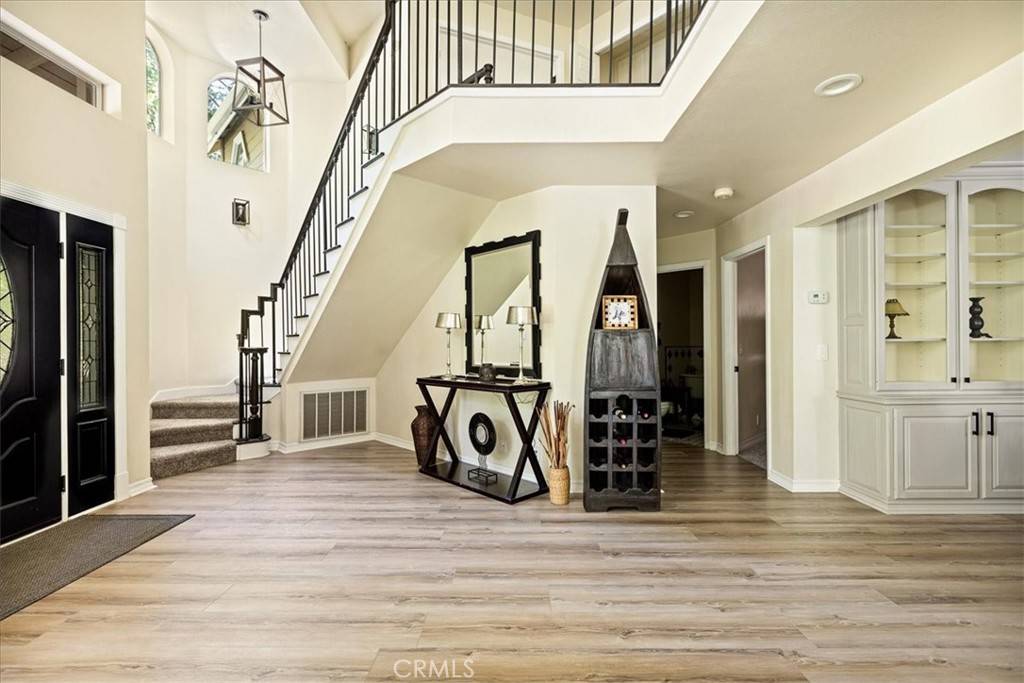 Lake Arrowhead, CA 92352,28670 Shenandoah DR
