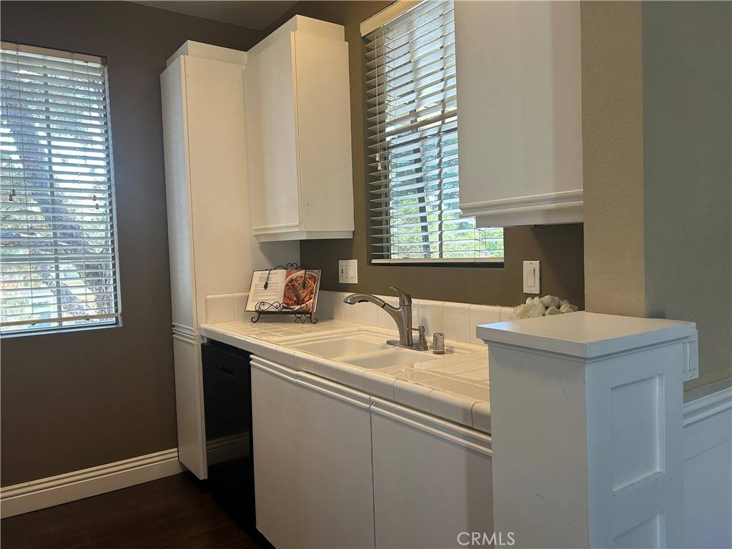 San Diego, CA 92128,10824 Sabre hill Dr #194