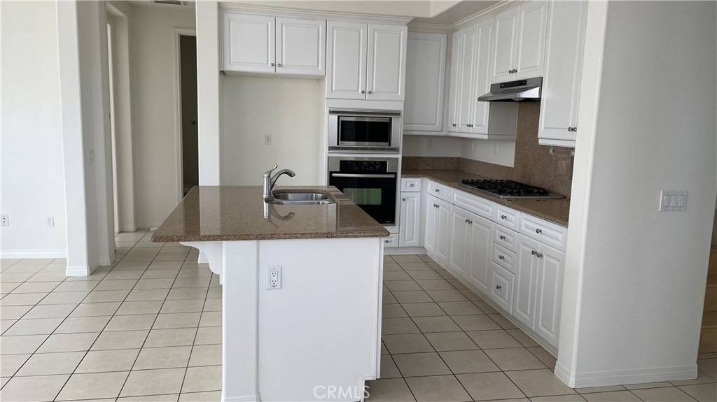 Tustin, CA 92782,3312 Laviana ST