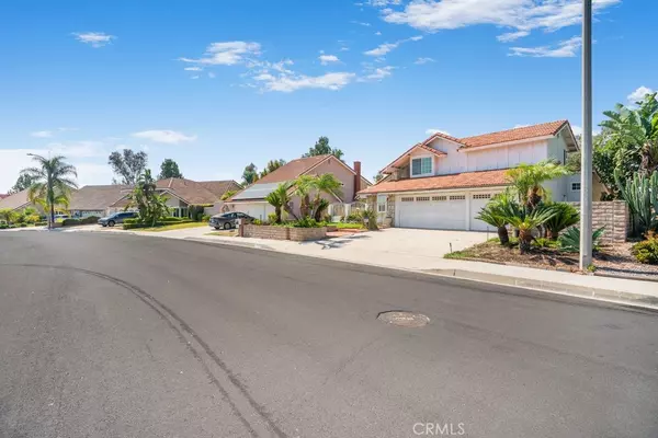 Walnut, CA 91789,20329 Rim Ridge RD