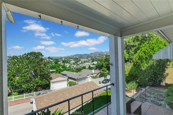 Los Angeles, CA 90039,2536 Micheltorena ST