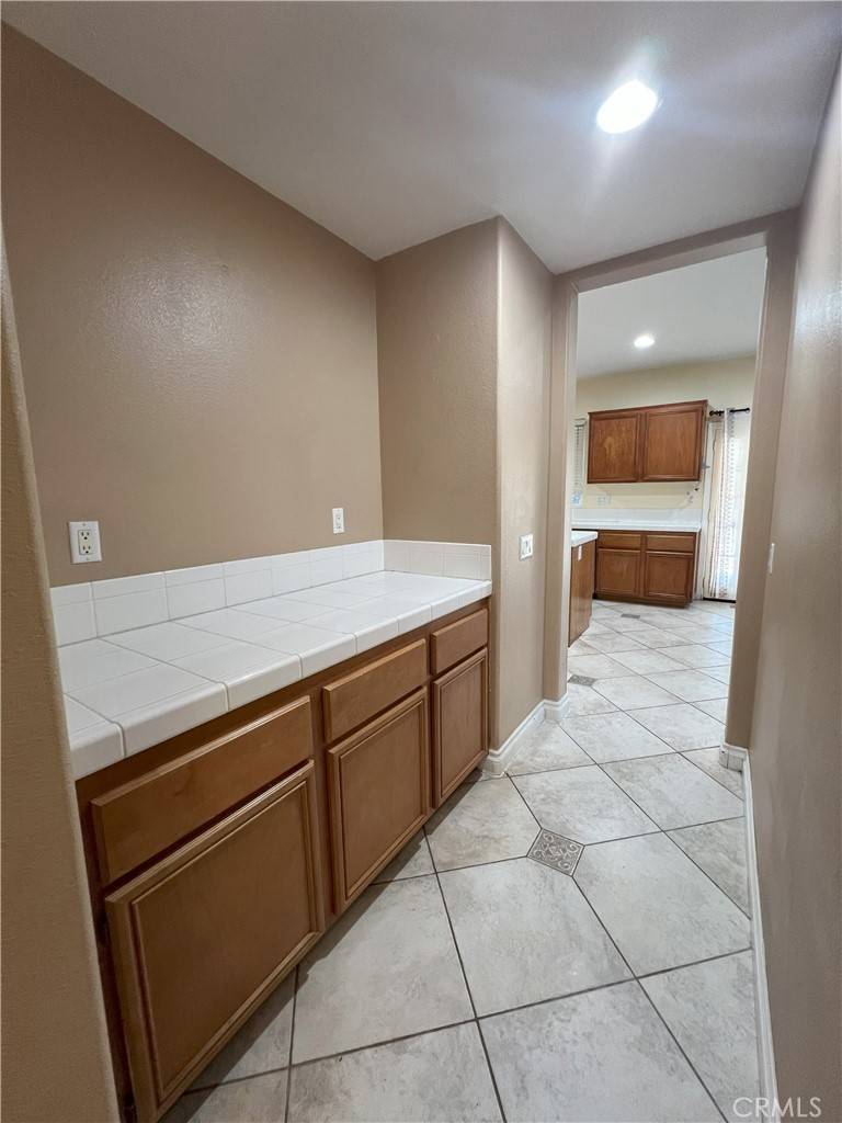 Eastvale, CA 92880,13557 Rainier AVE