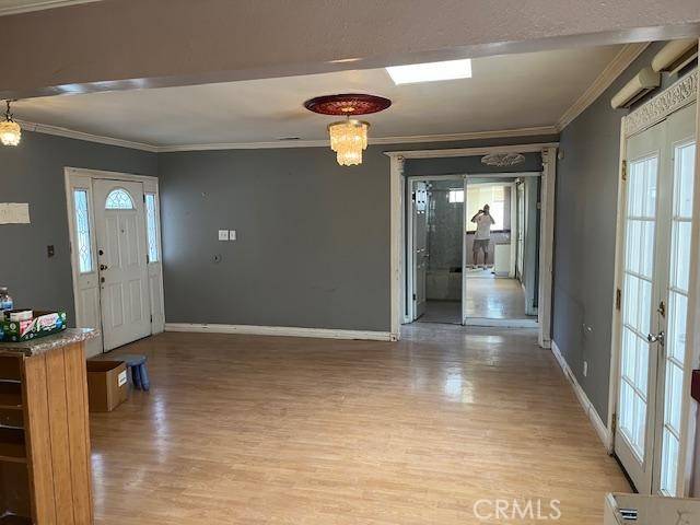 Reseda, CA 91335,6670 Aura AVE