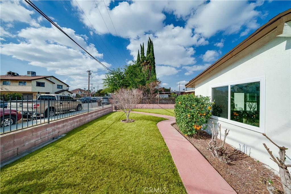 El Monte, CA 91733,11221 Fineview ST