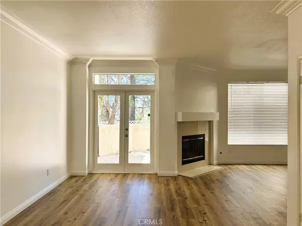 Corona, CA 92882,3190 Castelar CT #102