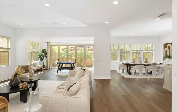 Irvine, CA 92620,54 Hearst