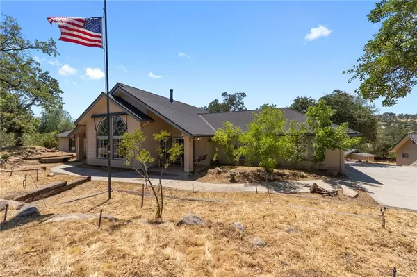 Coarsegold, CA 93614,30270 Corral DR