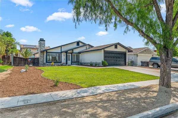 Corona, CA 92878,1157 Fallbrook DR