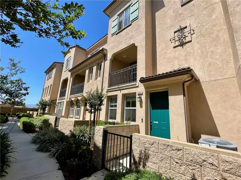 6387 Orion CT, Eastvale, CA 91752