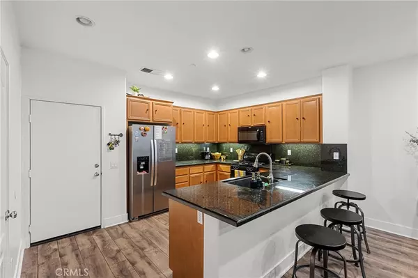 Fontana, CA 92336,15723 Parkhouse DR #30