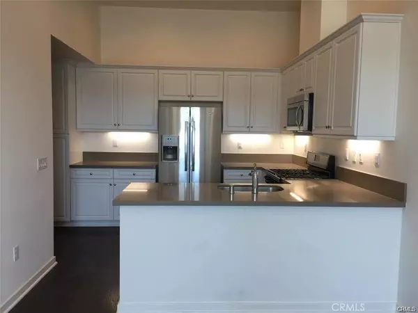 Montclair, CA 91763,8870 Camphor #H