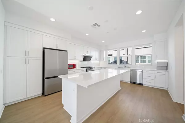 Claremont, CA 91711,207 Colby Circle