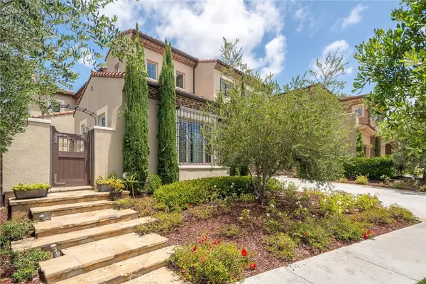 Irvine, CA 92602,17 Lowland