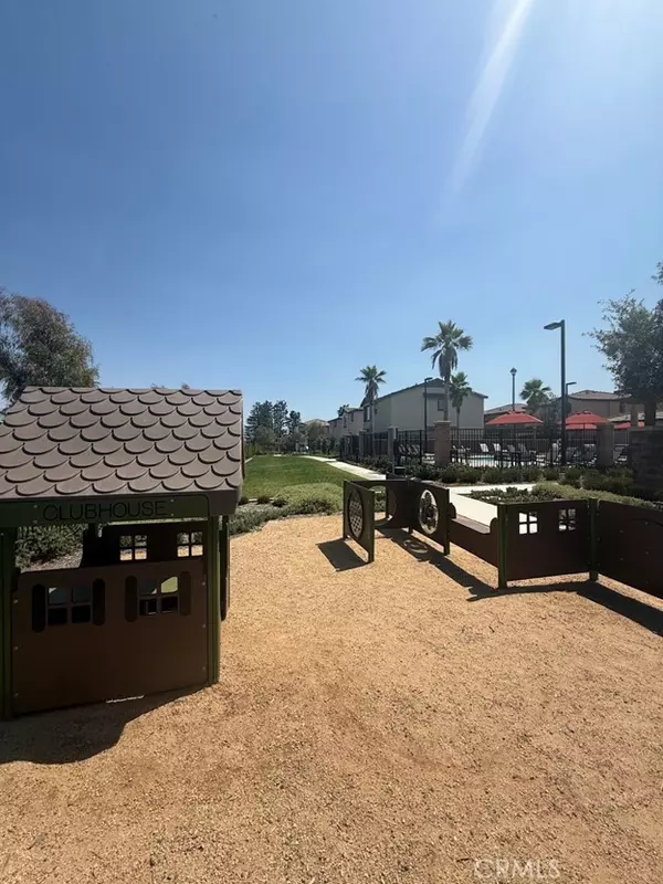 Ontario, CA 91761,648 E Madeleine Privado