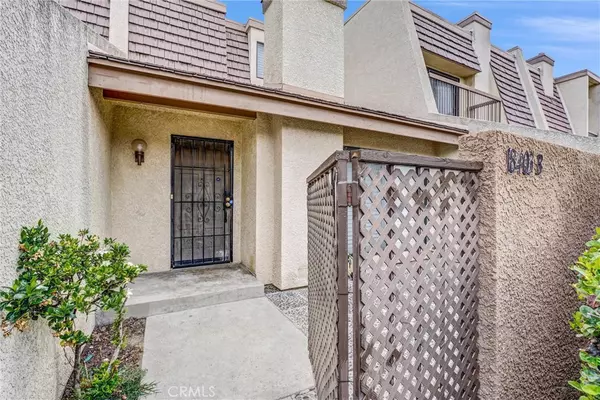 Tarzana, CA 91356,18403 Collins ST #B