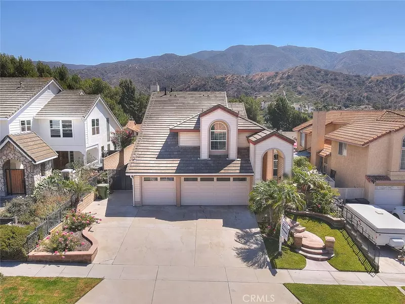 3344 Deaver DR, Corona, CA 92882